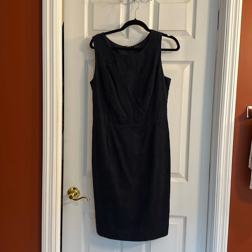 Talbots navy blue sleeveless dress with embossed print